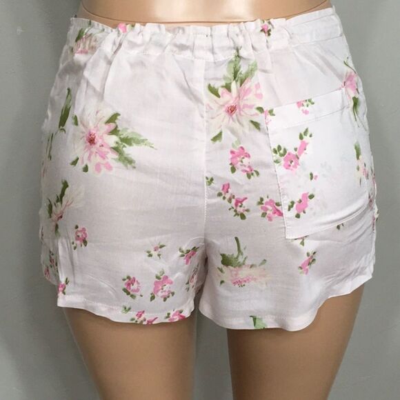 WILDFOX Pink Petals coverup/sleep shorts. NWOT - Picture 2 of 5